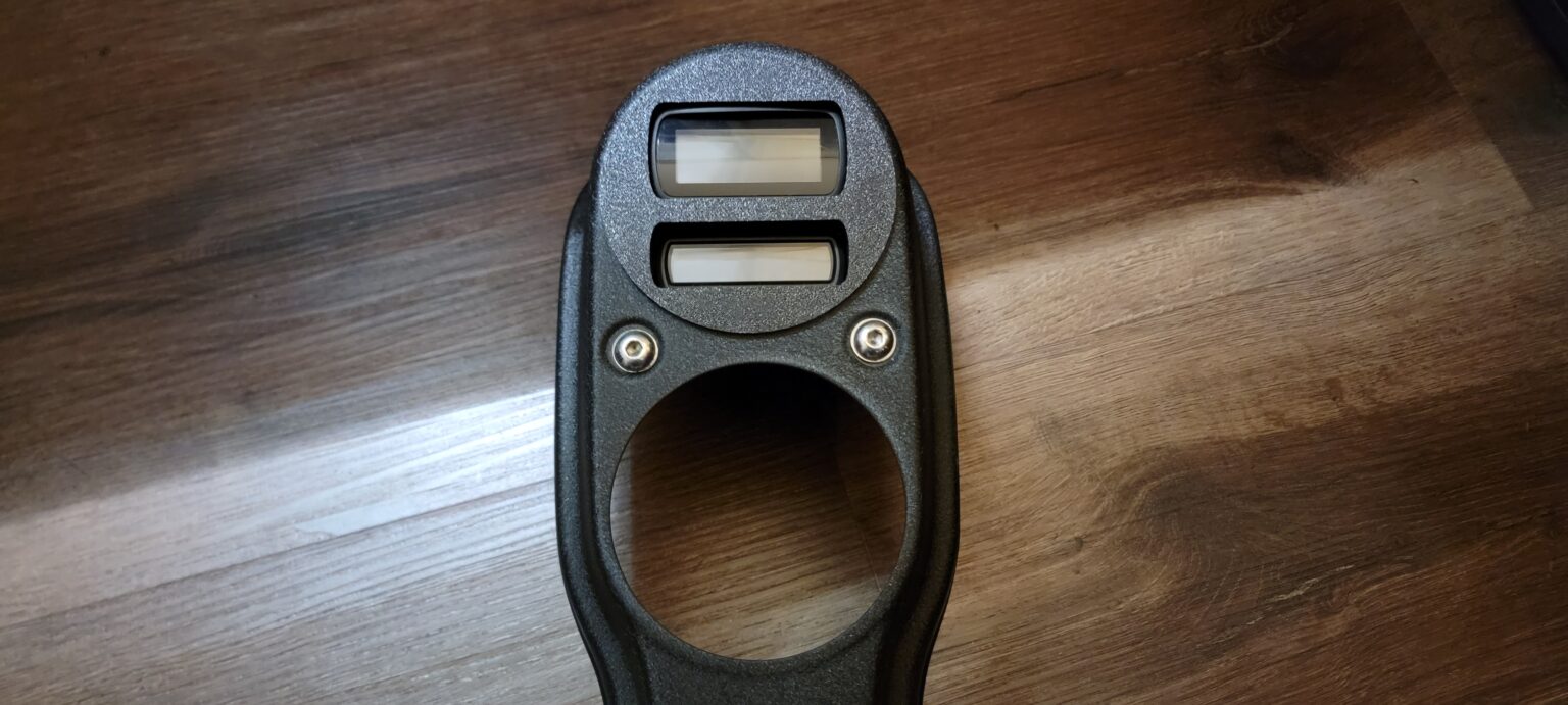 Softail and Dyna Gauge Block Off Plate With FXBB Digital Gauge Mount